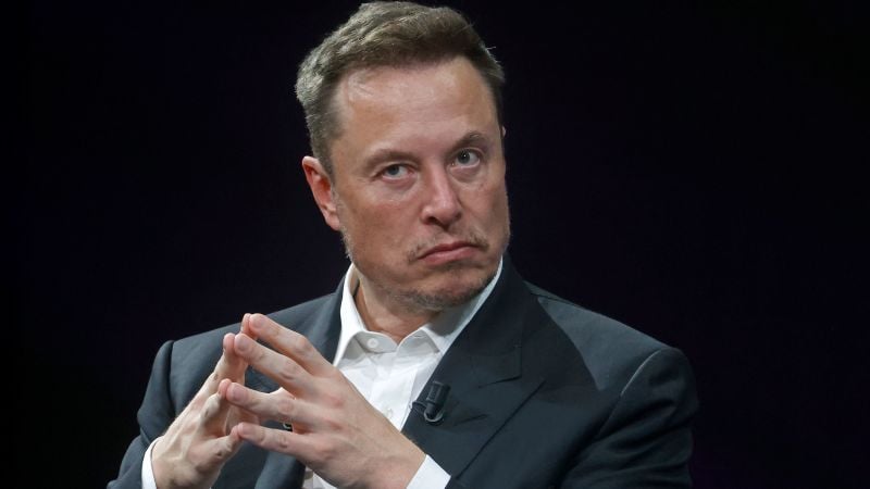Featured image for Elon Musk Faces SEC Pressure Over Twitter Deal and Neuralink Probe