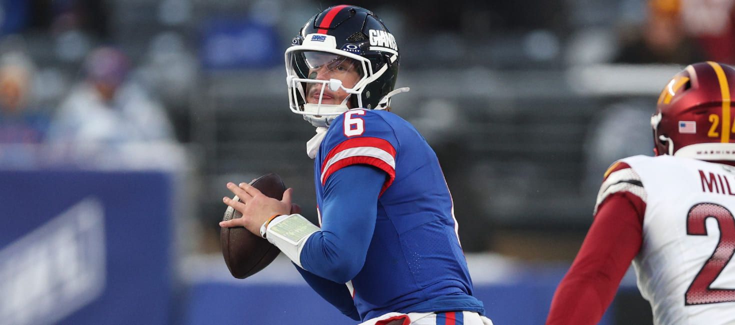 Featured image for Week 16 Fantasy Football: Matchup Insights and Player Rankings