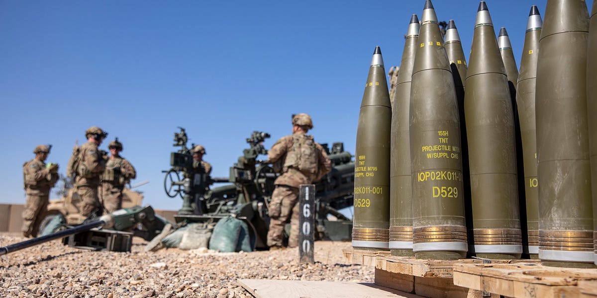 US Diverts Artillery Shells from Ukraine to Israel, Report Reveals