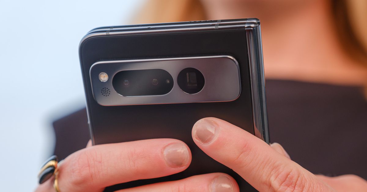 Featured image for Google Messages Set to Revolutionize Satellite Connectivity on Android