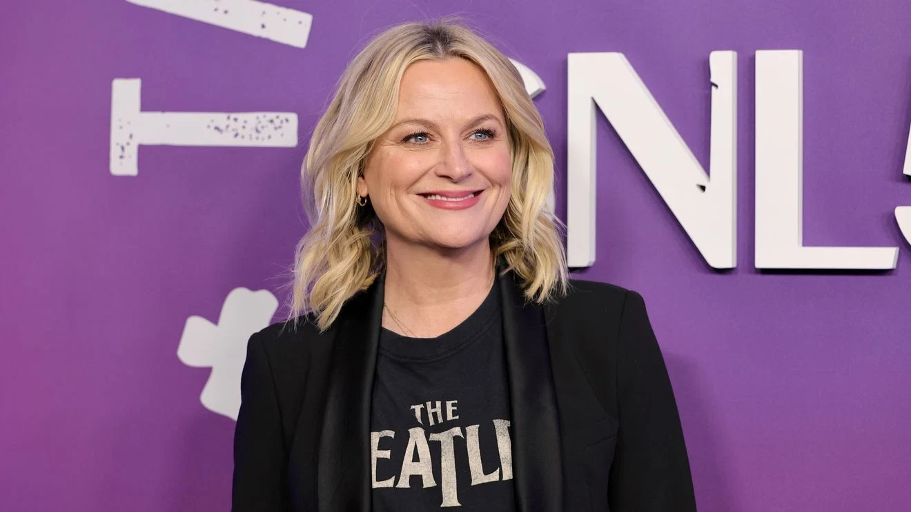 Featured image for Amy Poehler Confronts Man Over Swearing in Front of Co-Star's Baby