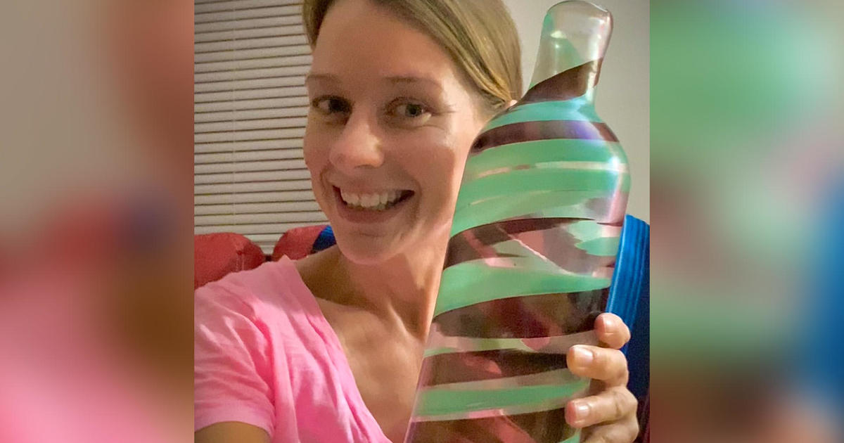 Featured image for From Thrift Store Bargain to Six-Figure Treasure: The $3.99 Goodwill Vase that Sold for $107,000