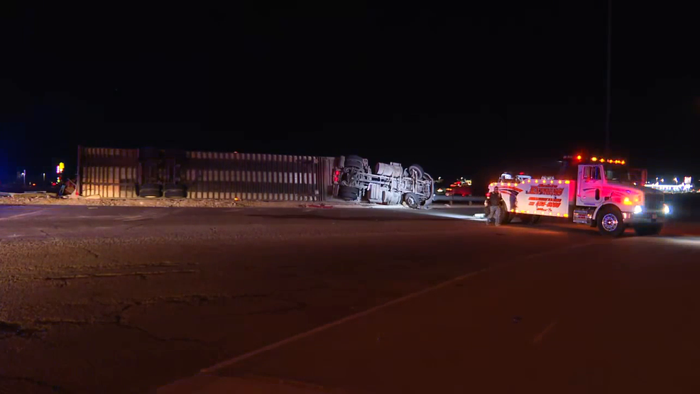 Featured image for Multiple Injuries in Semi-Truck Accidents in El Paso and Mexico