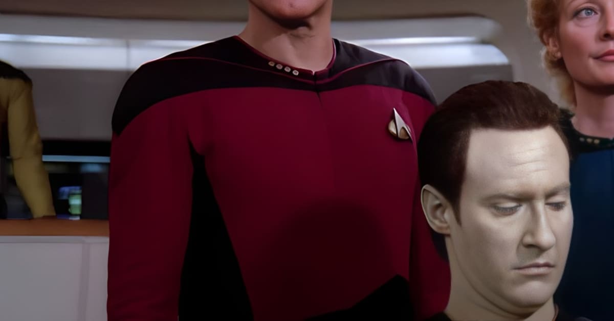 Featured image for "Patrick Stewart's Personal Connection Makes Star Trek: TNG's Most Emotional Episode"