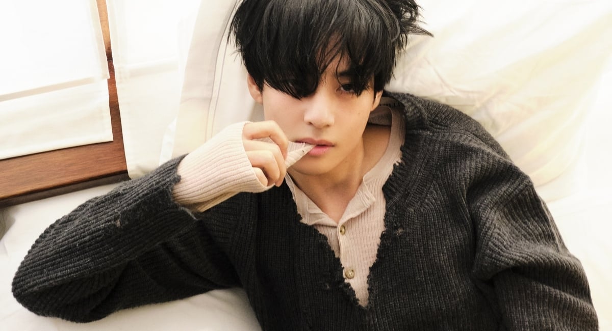 Featured image for BTS V's 'FRI(END)S' Tops Spotify's Global Chart