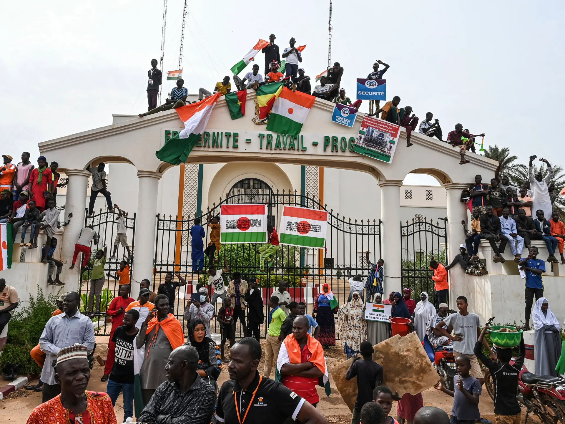 Niger's Pro-Coup Rally Sparks Hope for Peaceful Transition of Power