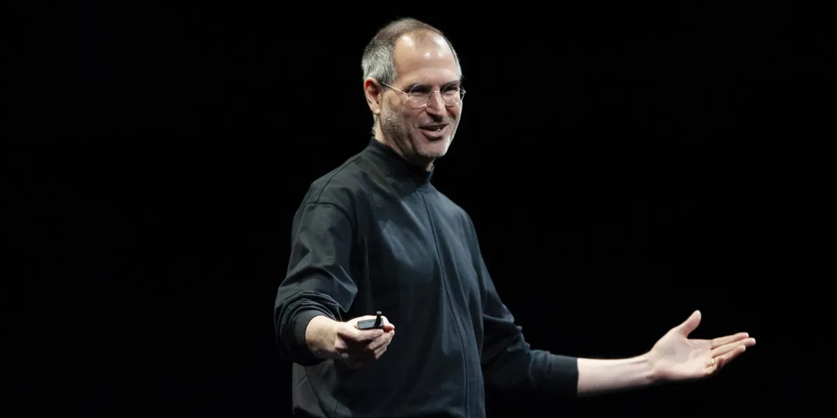 Featured image for Apple's new $230 iPhone Pocket sparks online debate