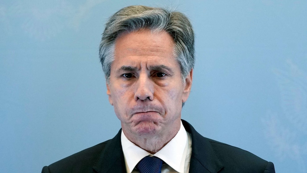 "Blinken's Pledge: US Support for Israel Amidst Hamas Attack Victims"