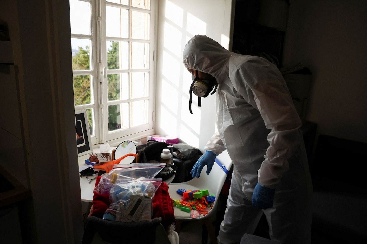 Featured image for "France's Battle Against Bedbugs Threatening 2024 Olympics"