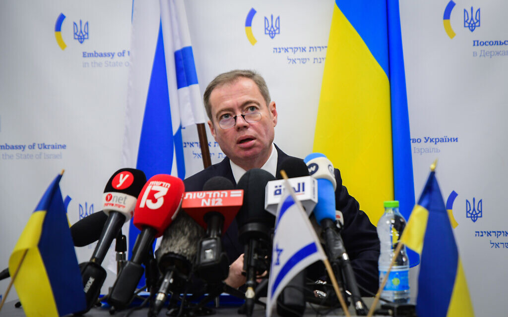 Ukraine accuses Israel of pro-Russian stance, Israeli neutrality questioned.