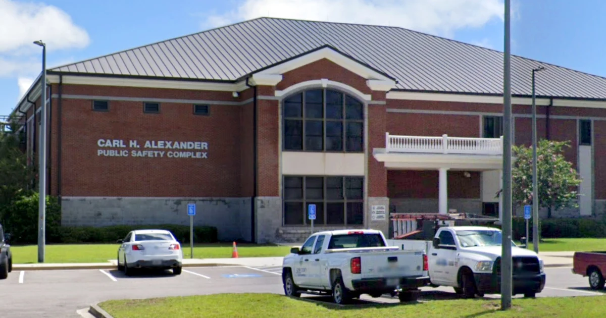 Featured image for Georgia Pond Discovery May Solve 1980 NY Couple's Disappearance