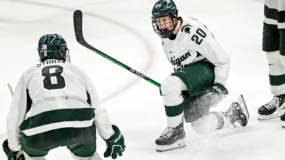 Featured image for Late Heroics: MSU Hockey Shocks Minnesota with 3-2 Win