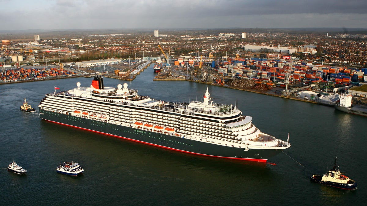 "Gastrointestinal Outbreak Affects Over 100 Cunard Passengers"