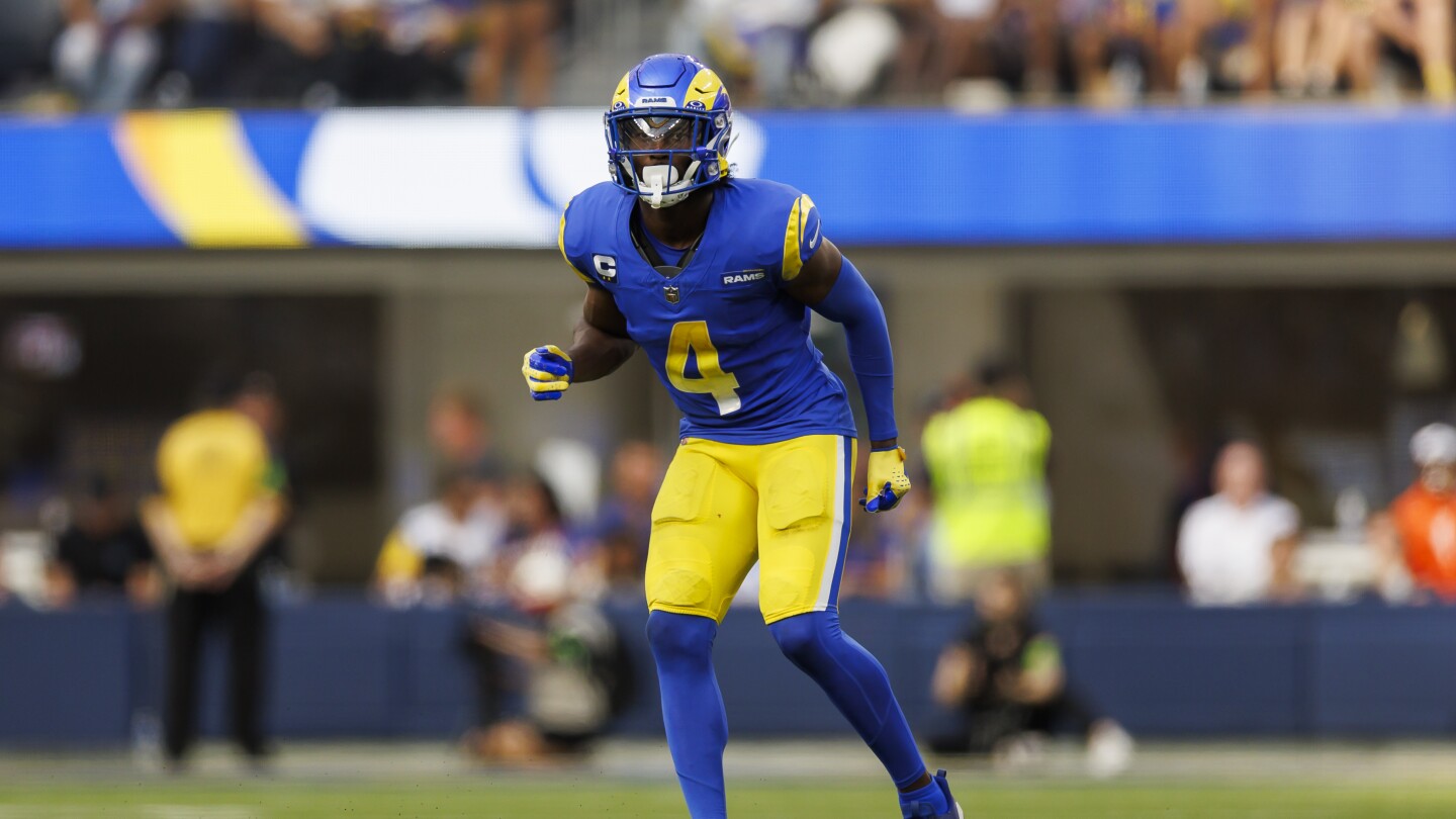 Featured image for "Carolina Panthers Sign Jordan Fuller to One-Year Deal"