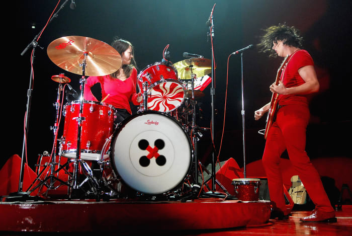 Featured image for Jack White Defends Meg White and Pays Tribute Amid Controversy