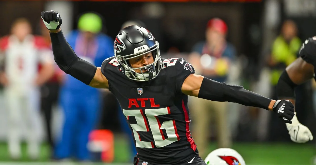 49ers bolster defense with signings of Oliver and Ferrell.