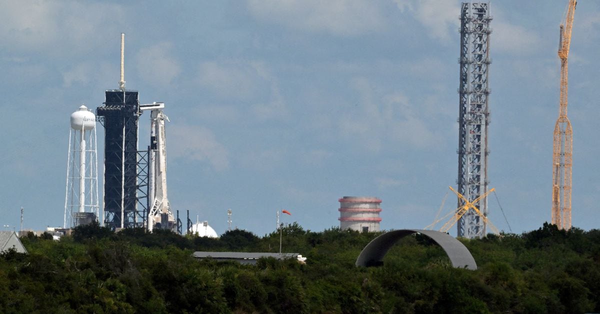 Featured image for Vast and SpaceX team up to launch world's first commercial space station in 2025.