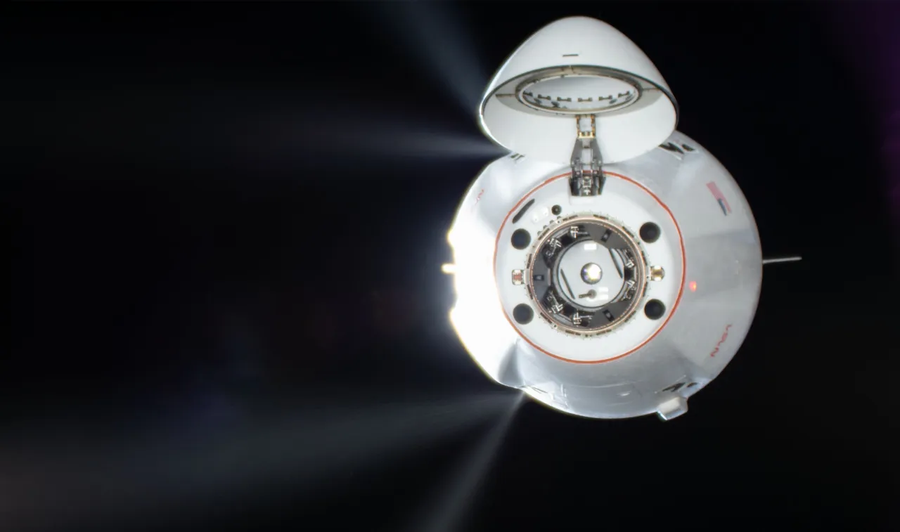 Featured image for SpaceX Dragon's Return Sparks Sightings and Sonic Boom in California