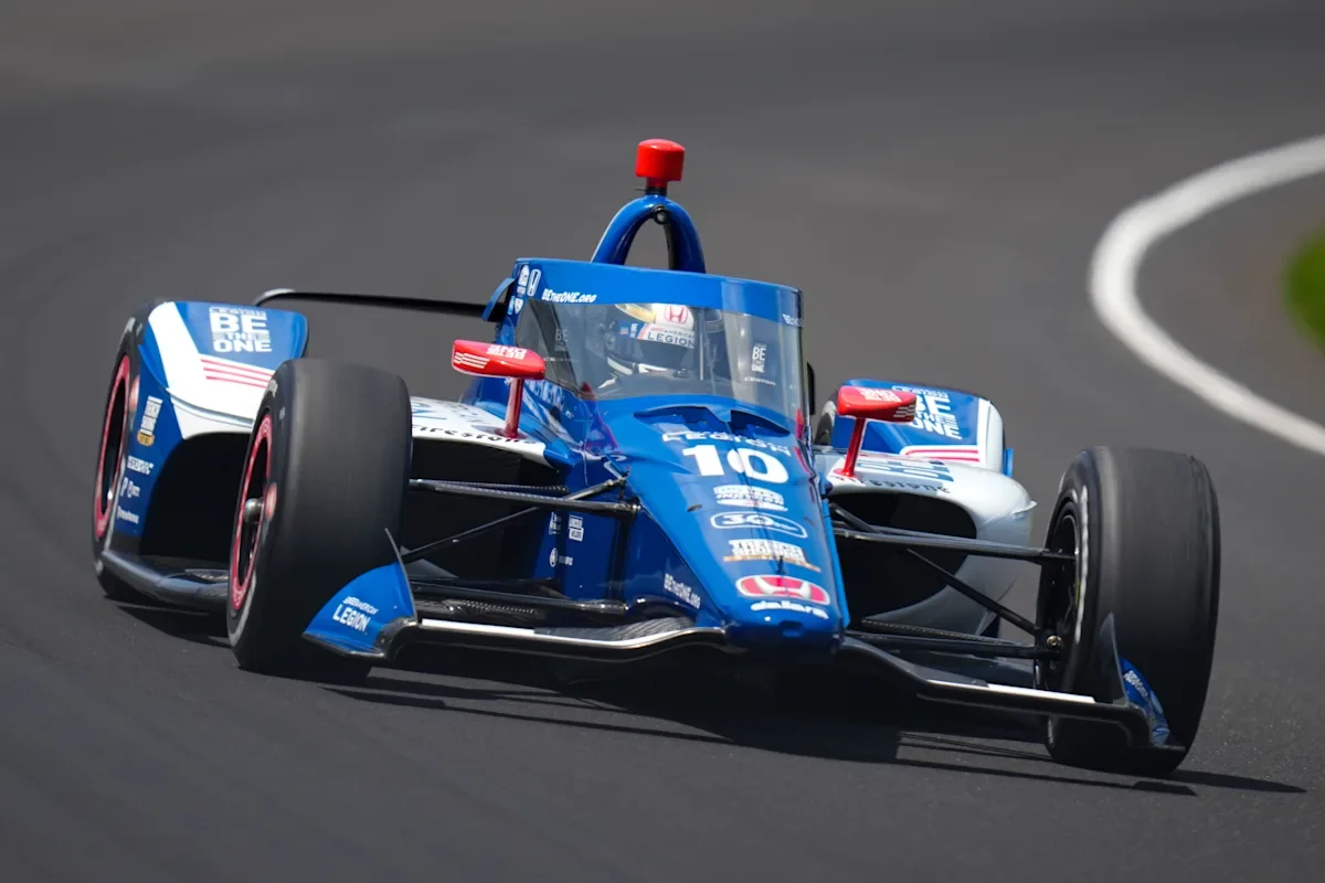 Rahal's Indy 500 hopes dashed by teammate Harvey's bump.