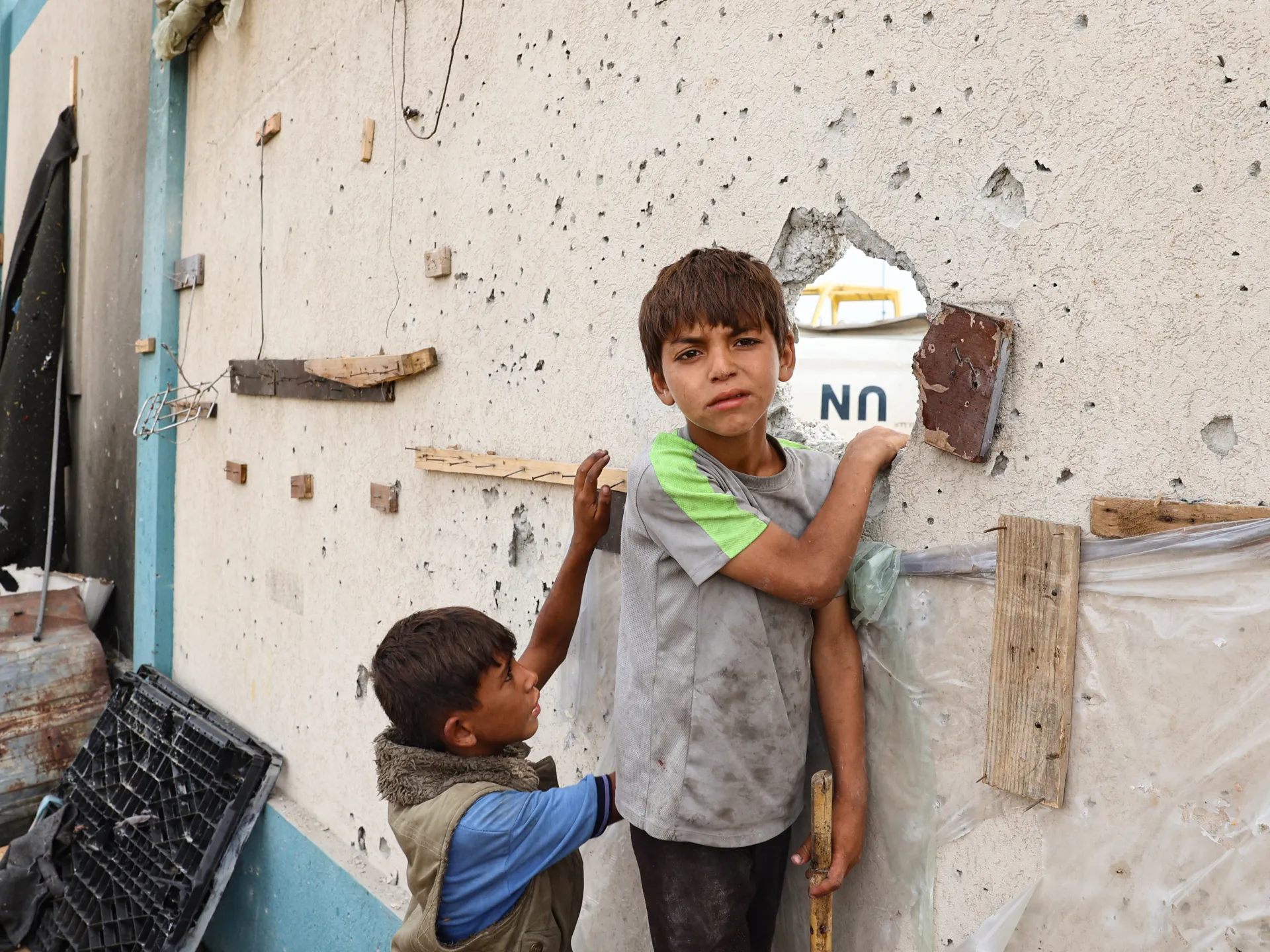 "Biden's Gaza Peace Plan Faces Israeli Resistance Amid Ongoing Conflict"