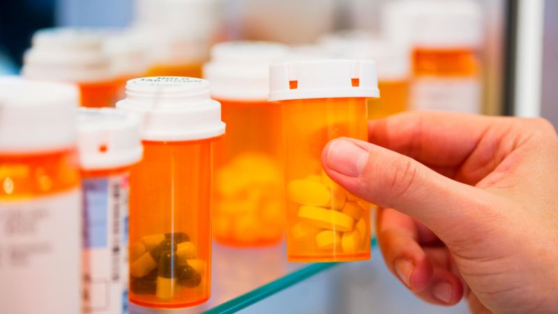 Featured image for "FDA Greenlights Florida's Plan to Import Cost-Saving Canadian Drugs"