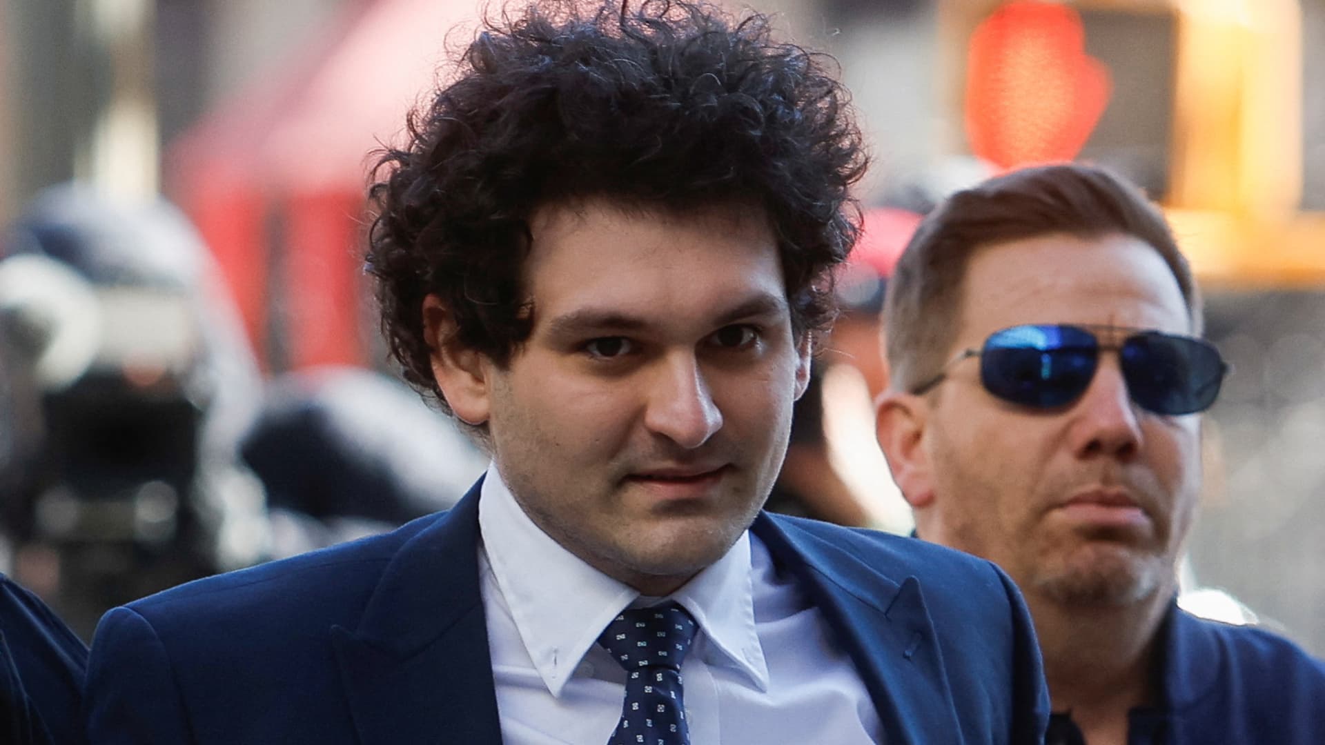 Featured image for Sam Bankman-Fried to Take the Stand in FTX Fraud Trial