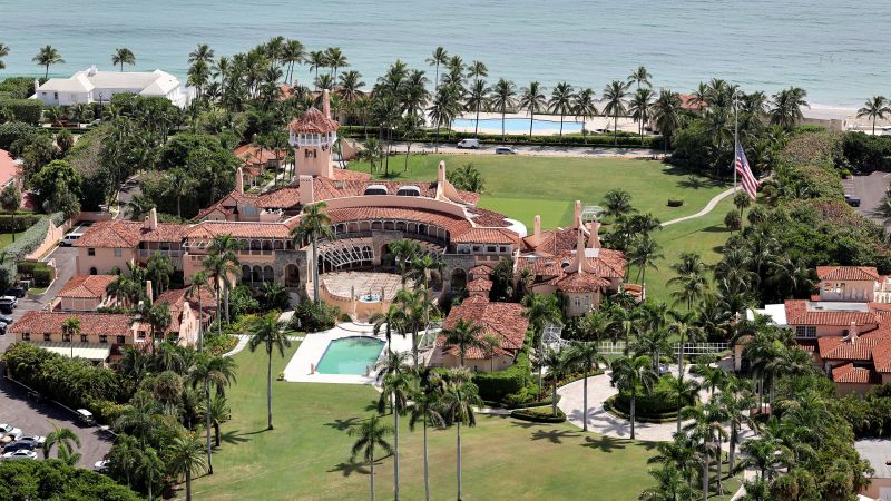 Texas Woman Sentenced to 3 Years for Threatening Judge in Trump's Mar-a-Lago Case