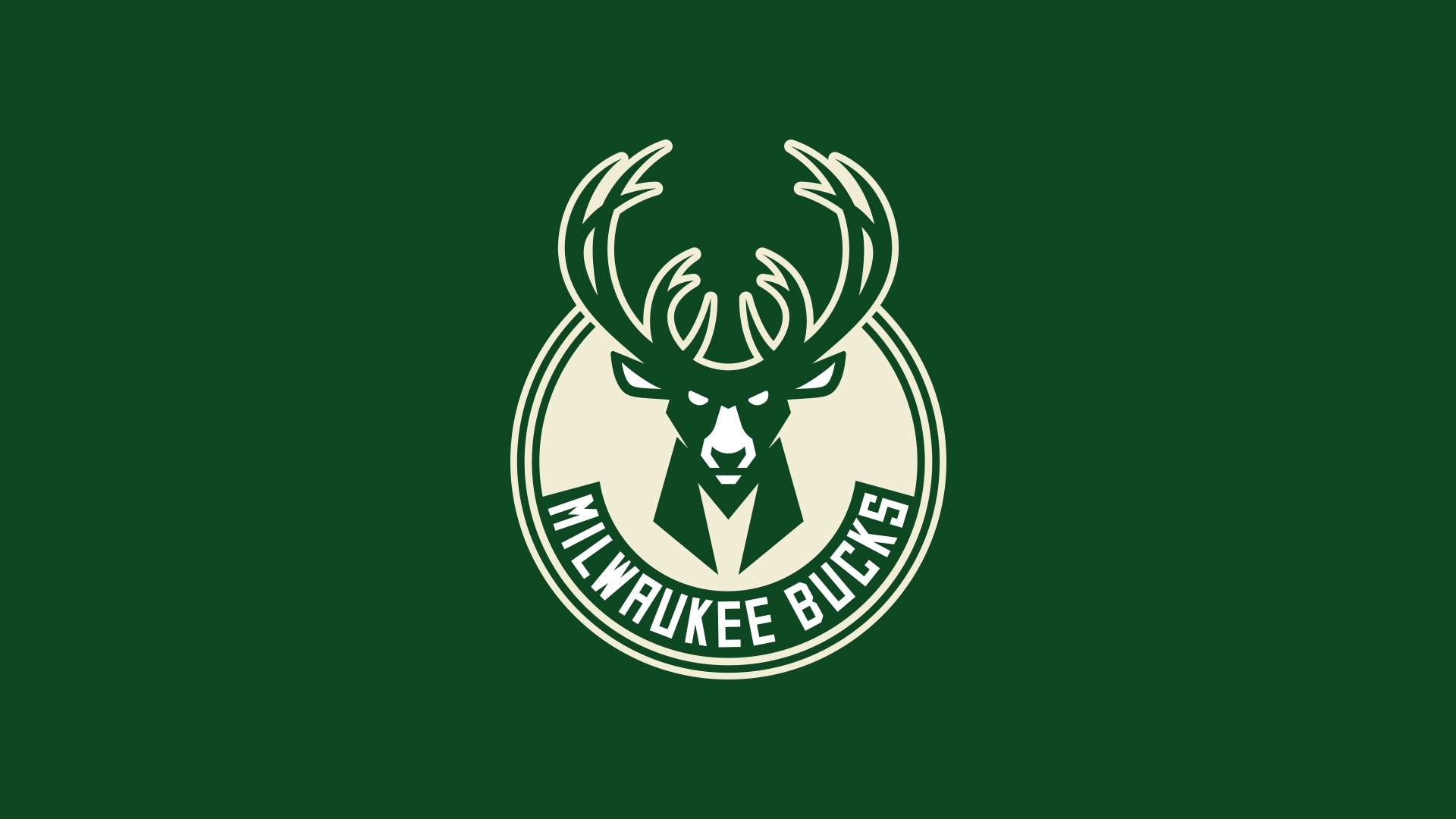 "Milwaukee Bucks Acquire Key Player in Trade with Sacramento Kings"