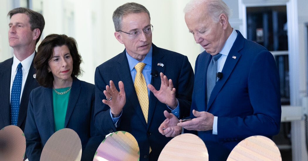 Featured image for Intel Faces Setback as Washington Reduces Chip Grant