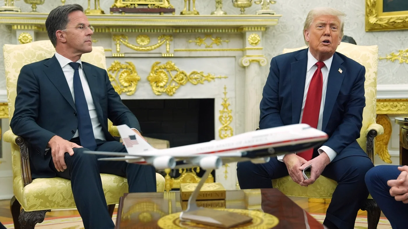 Trump Threatens Russia with Tariffs and Supplies Ukraine with Weapons