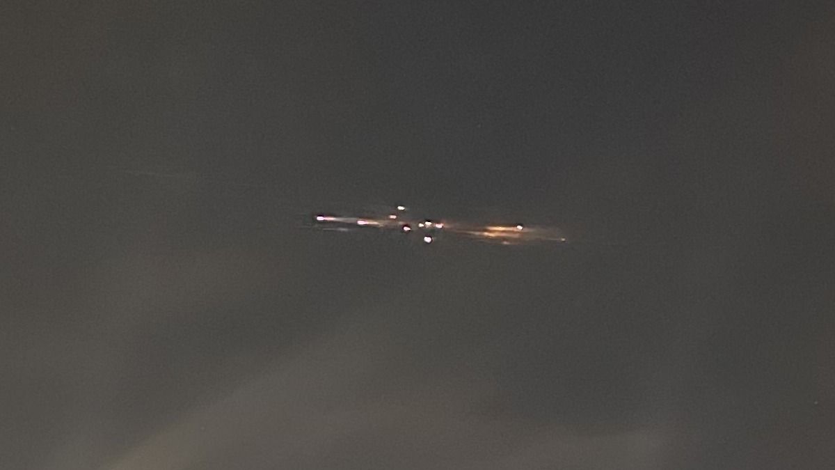 Fireball sightings in Colorado caused by SpaceX debris re-entry.