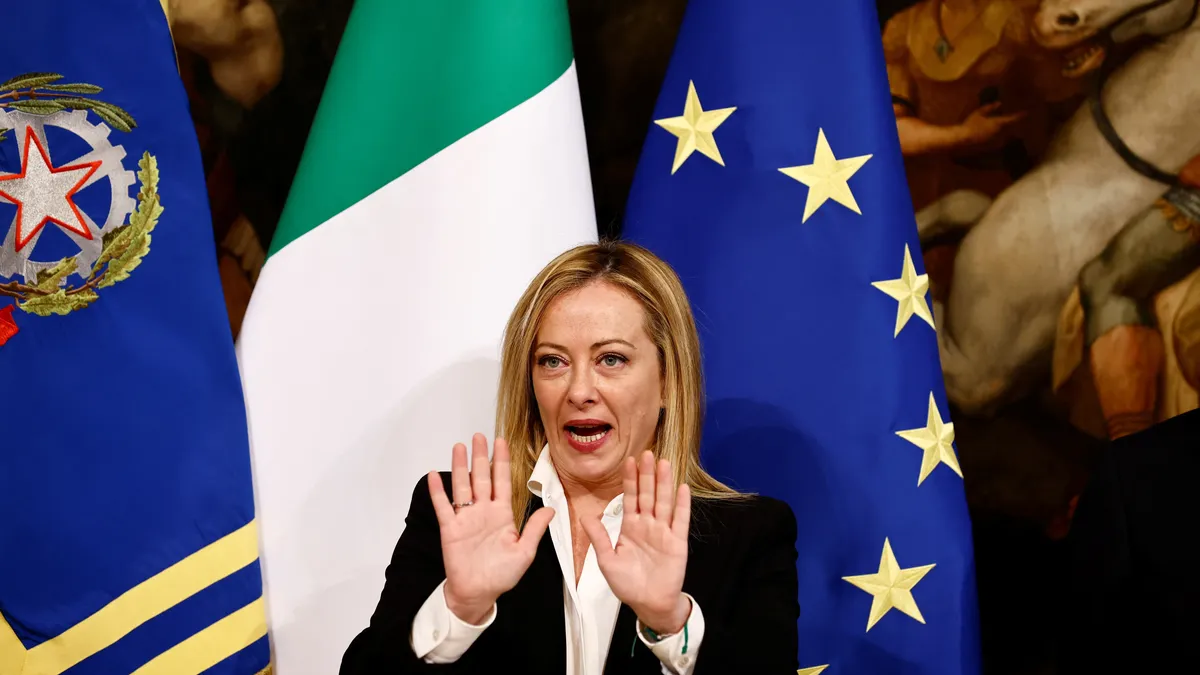Italy Proposes Fine for Use of English and Foreign Words