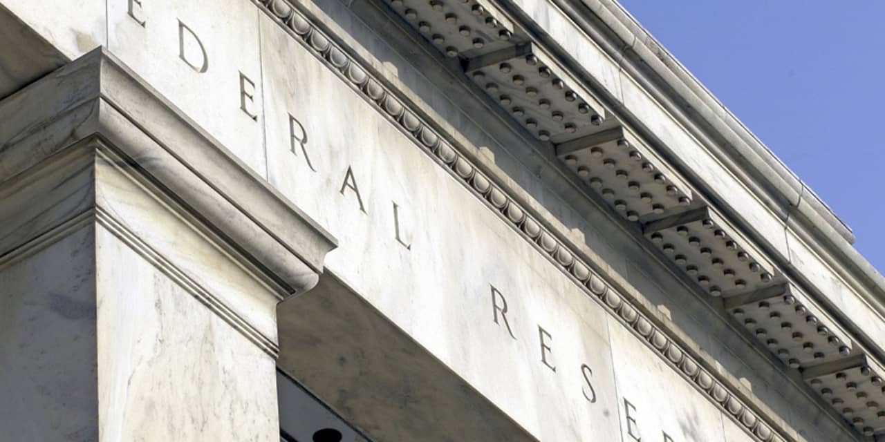 "Goldman Sachs Revises Forecast: No US Interest Rate Cut Expected in May or June, Only Four in 2024"