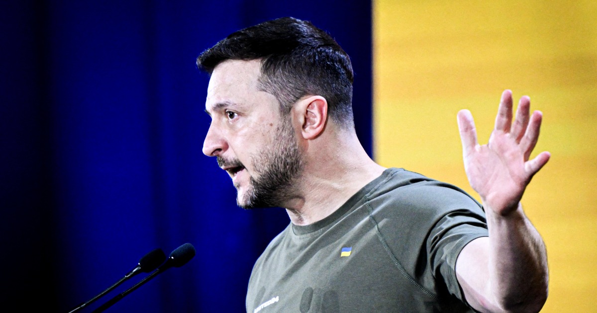 Zelenskyy Urges Biden and Xi to Join Ukraine Peace Summit