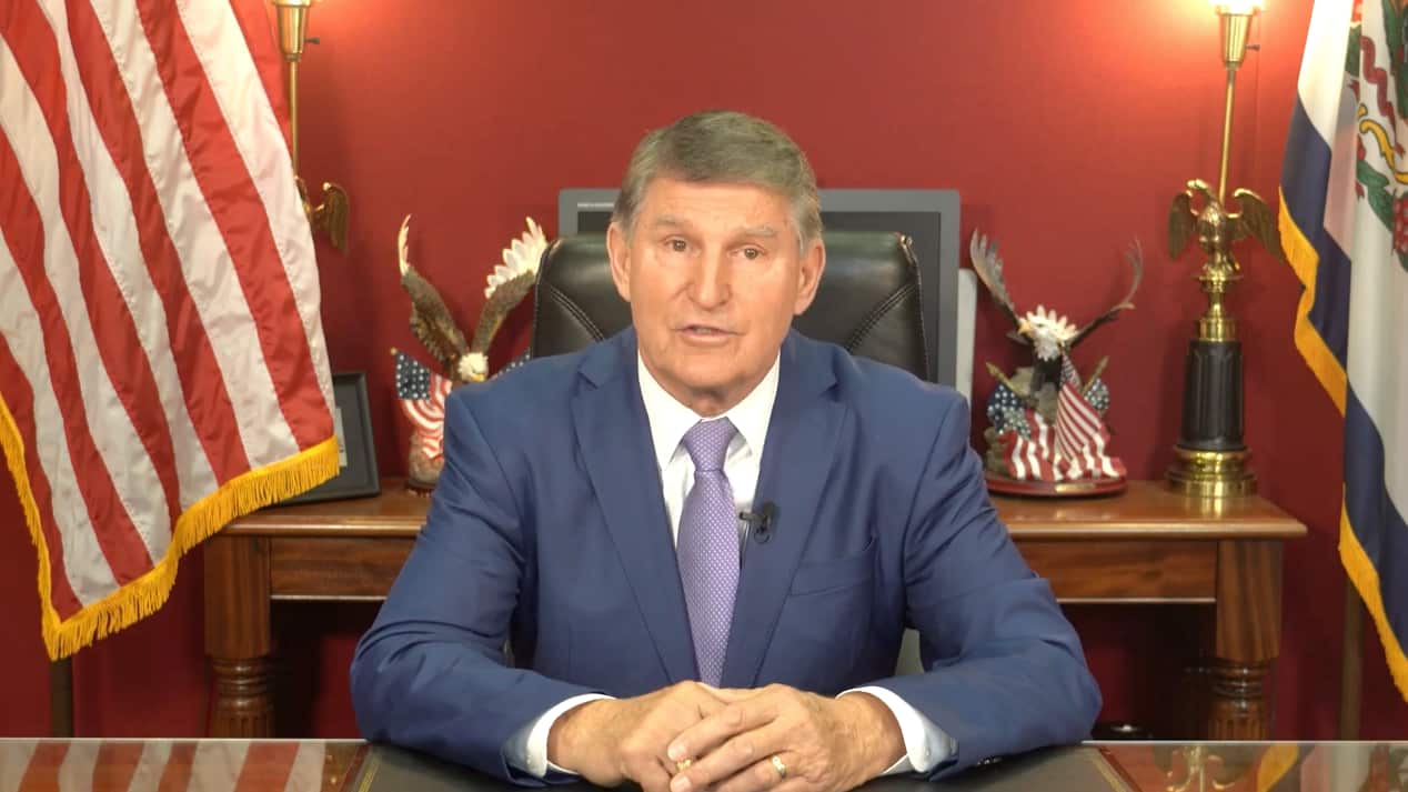 Senator Joe Manchin Announces Decision Not to Seek Reelection, Posing Potential Gain for GOP