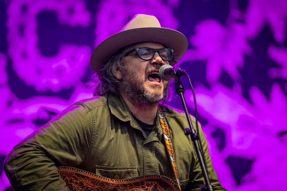 Featured image for "Wilco's Jeff Tweedy: Challenging the 'Dad-Rock' Label and Embracing Musical Evolution"
