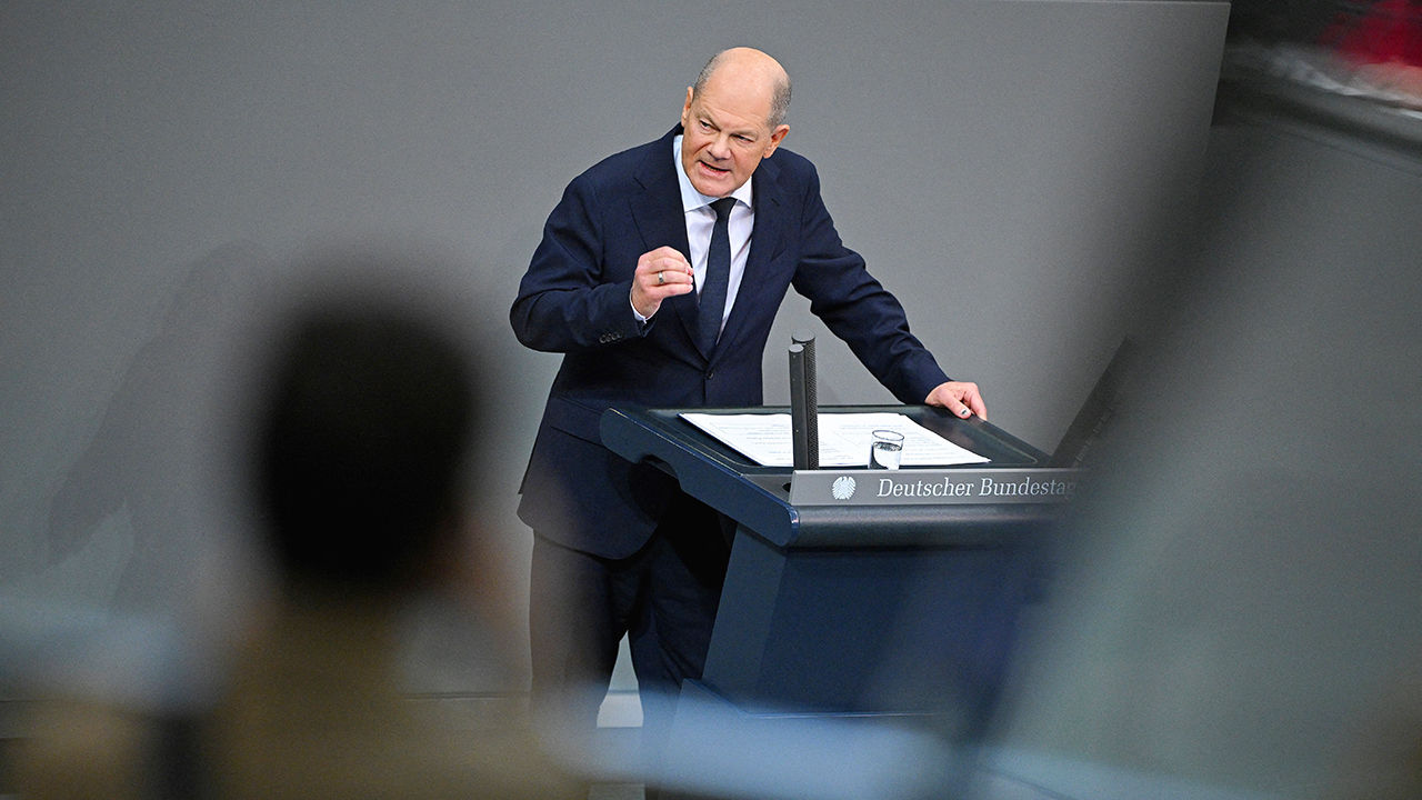 Featured image for Germany Faces Political Turmoil as Scholz's Leadership Wanes