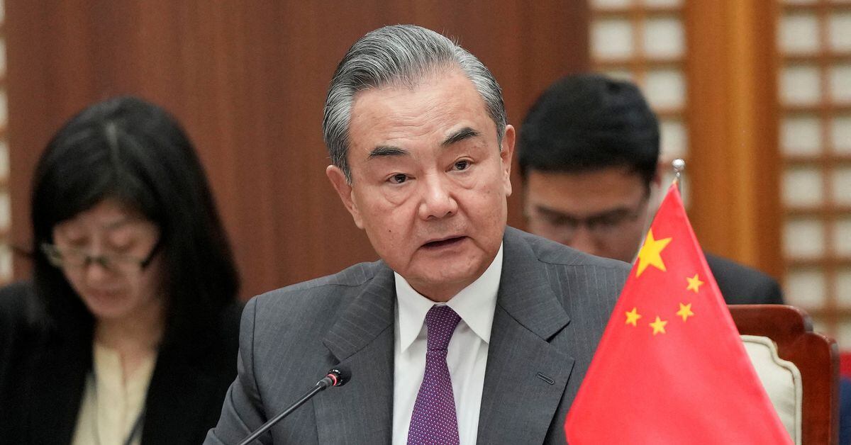 China and EU Seek to Strengthen Ties at Summit