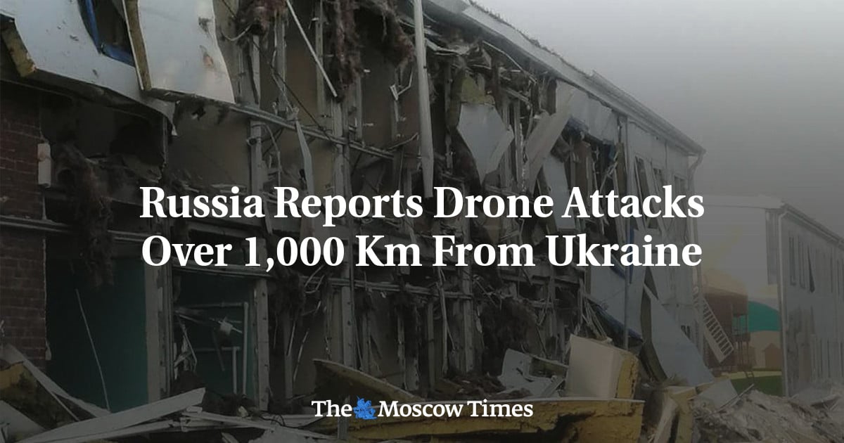 Featured image for "Ukrainian Drones Strike Russian Targets Over 1,000km Away"