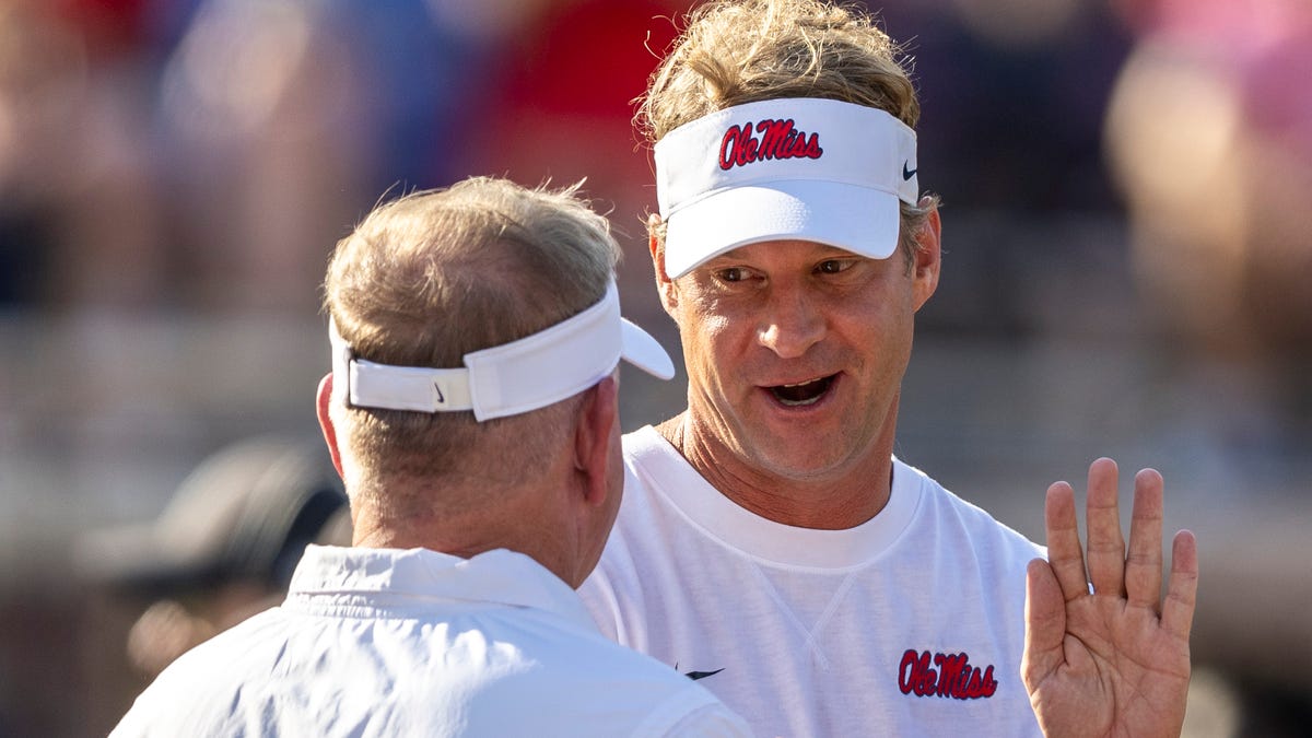 Featured image for Ole Miss' Victory Over LSU Prompts Apology from Lane Kiffin