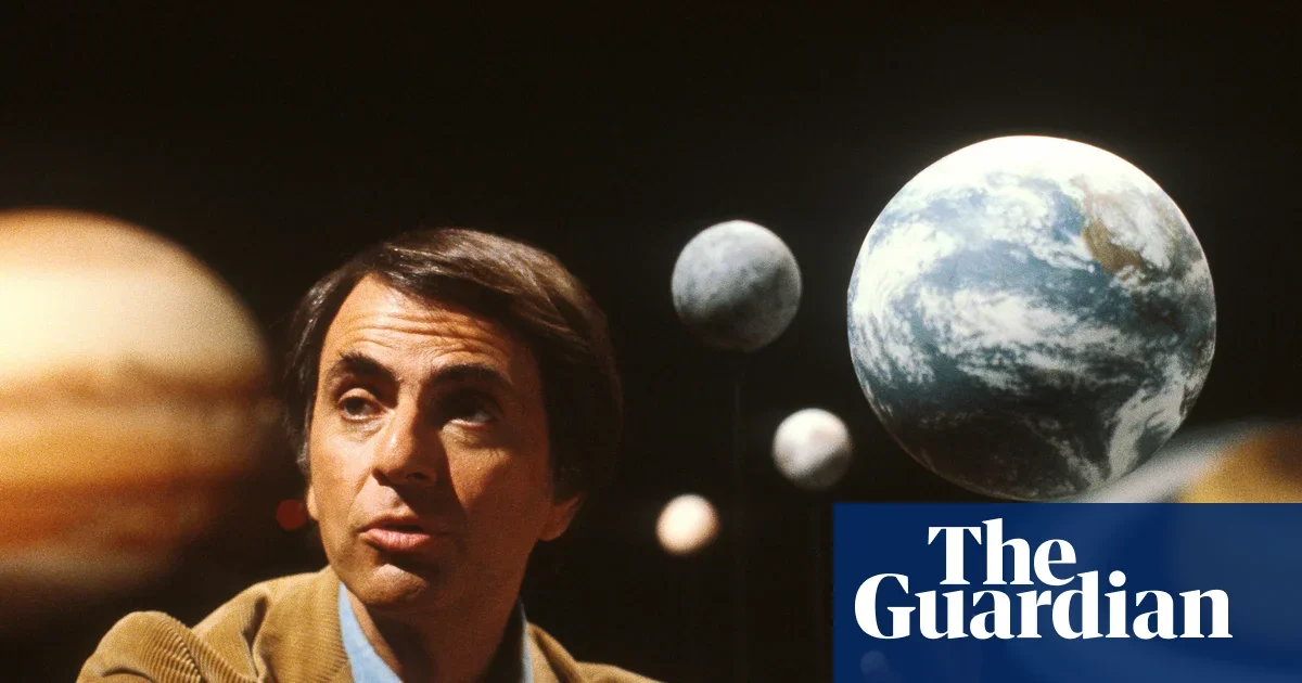 Grammarly Pulls AI Expert Review After Backlash, Faces Writers’ Identity Lawsuit