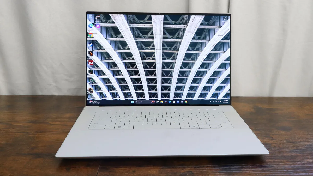 Featured image for Dell's Latest Laptops Outshine the Competition