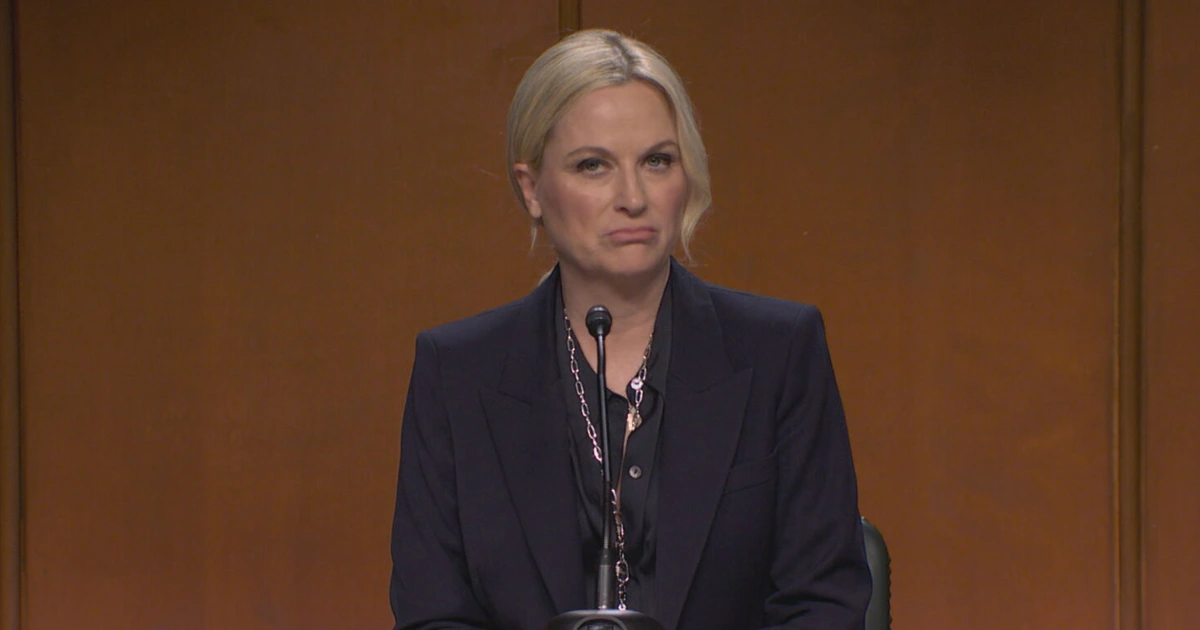 Featured image for Amy Poehler and Tina Fey Team Up for SNL Skits Targeting Bondi and Noem