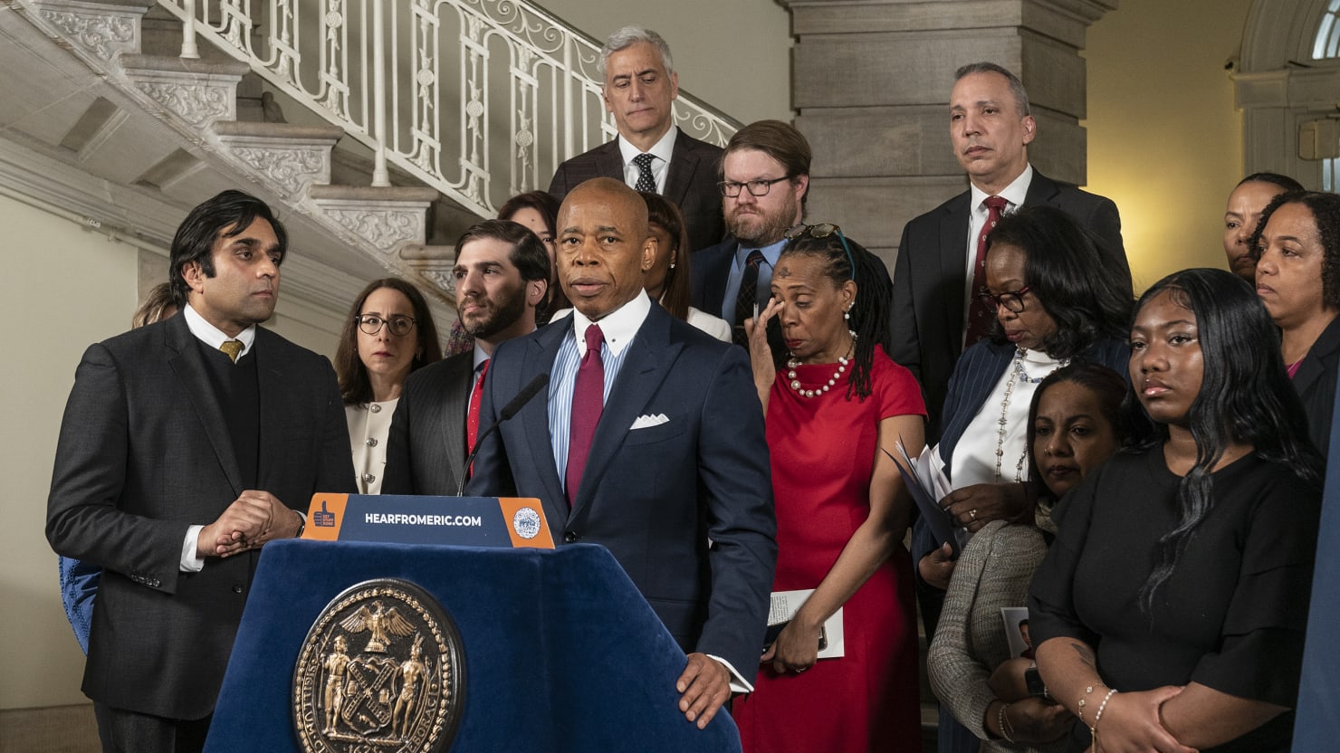 Featured image for NYC Mayor Sues Social Media Giants Over Teen Mental Health Crisis