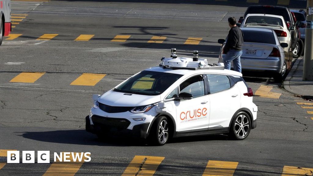 Cruise's Driverless Car Firm Slashes 900 Jobs Amidst Protests