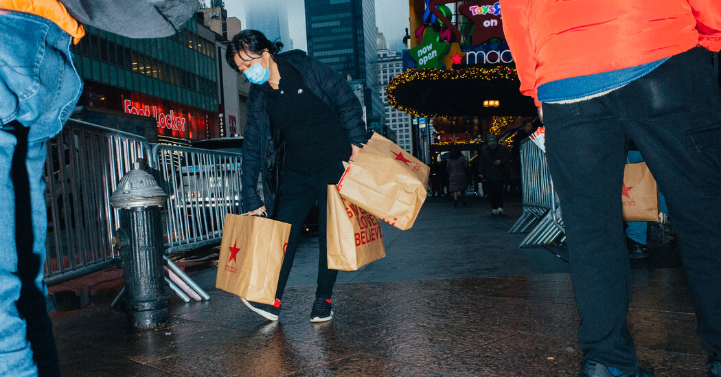 The Evolution of Black Friday: From Massive Sales to Unique Shopping Experience