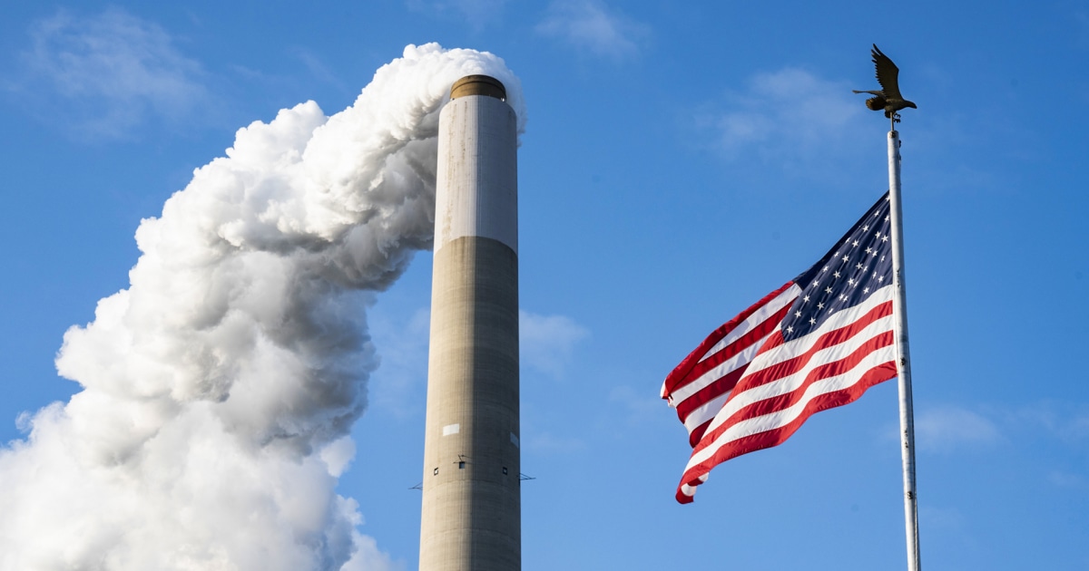 Featured image for "Supreme Court Reviews Challenges to EPA's 'Good Neighbor' Pollution Rules"