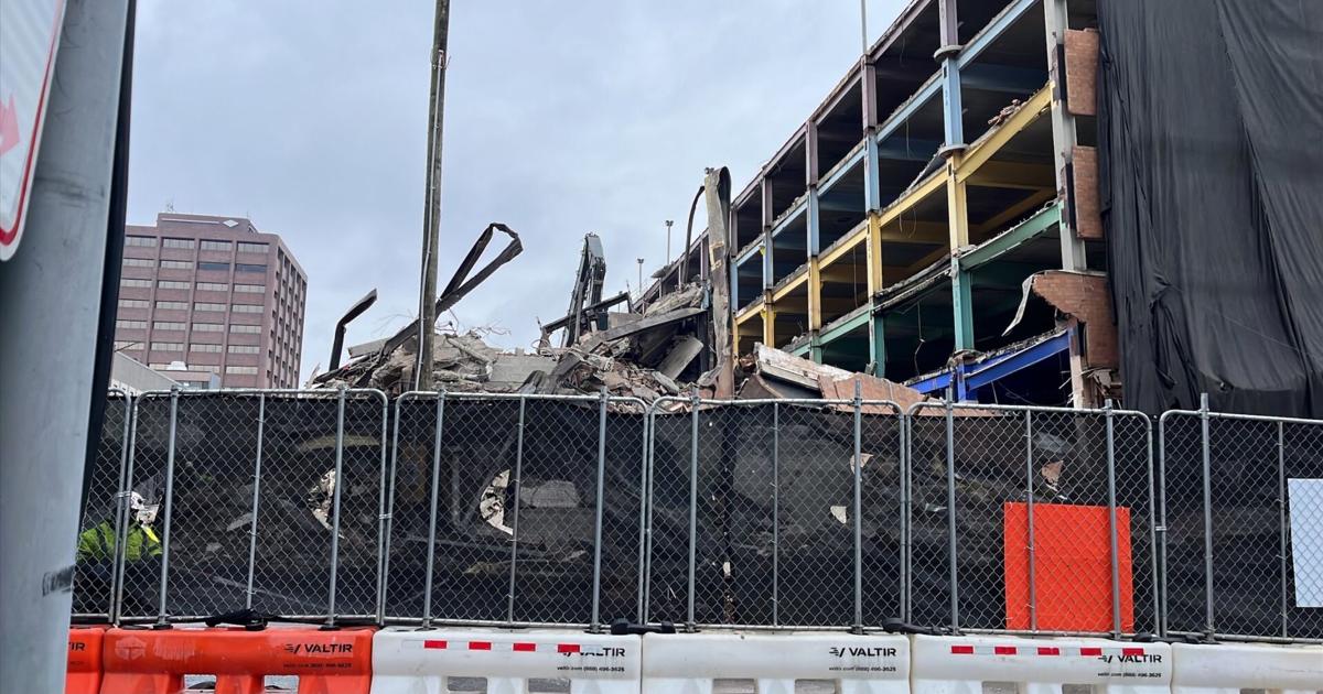 Featured image for "Partial Collapse of Bethlehem's Walnut Street Garage Causes Shaking Reported by Neighbors"