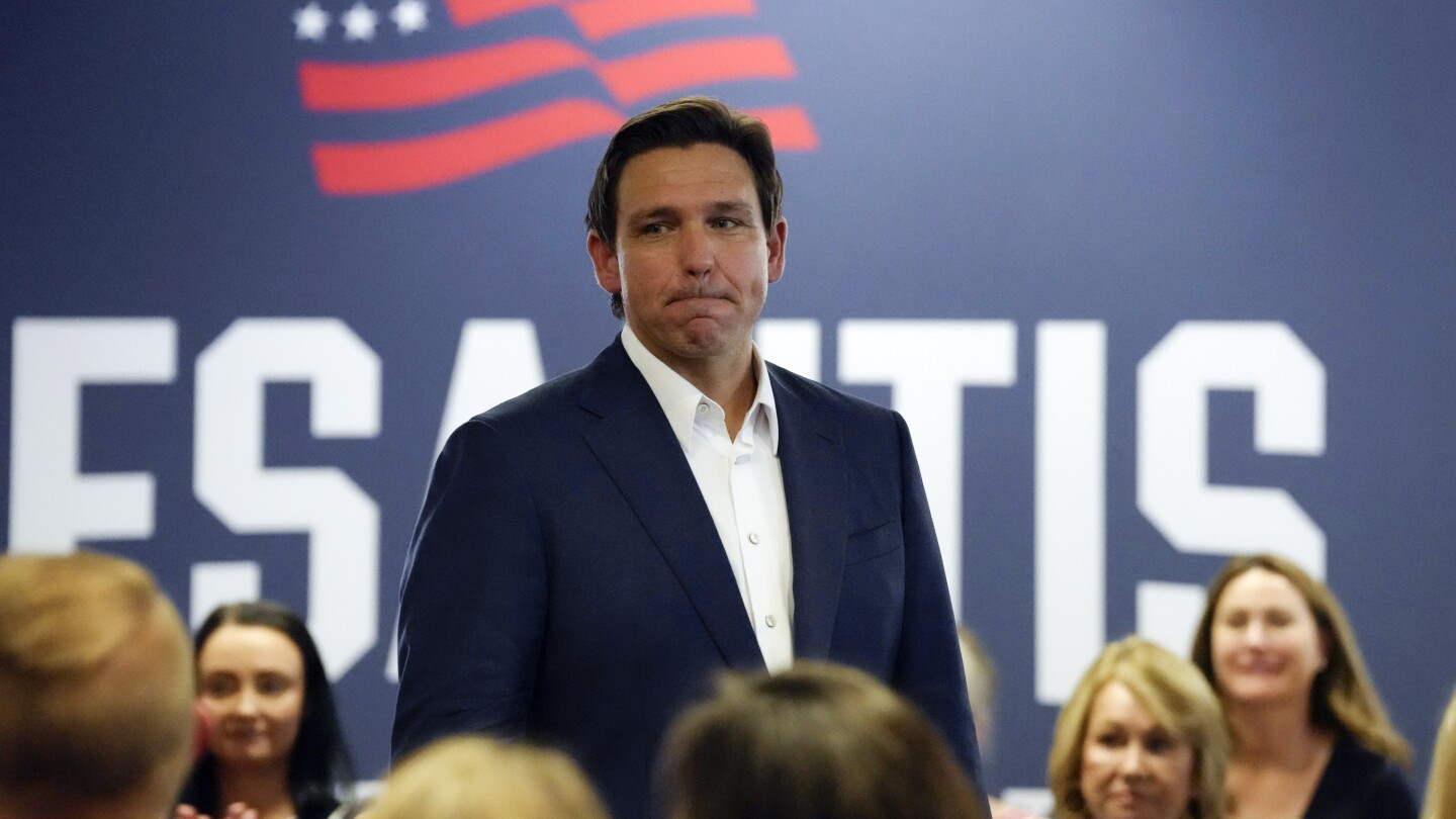 Featured image for "DeSantis to Headline South Carolina Republicans' Biggest Annual BBQ Bash"