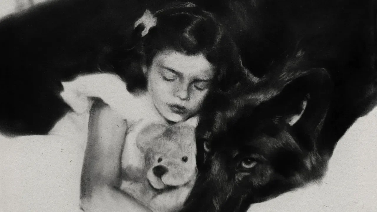 Lana Del Rey taps a spooky swamp-witch vibe in her new single